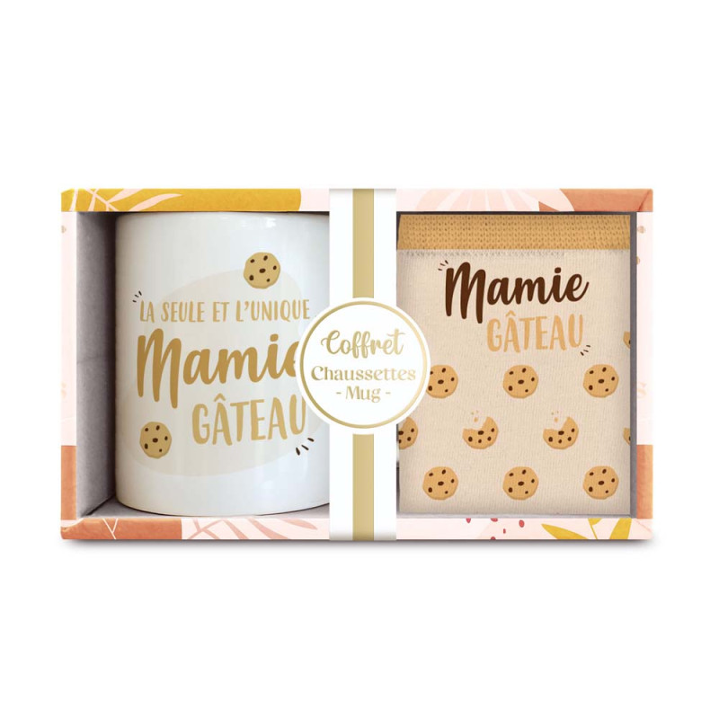 Coffret mug chaussettes mamie gâteau